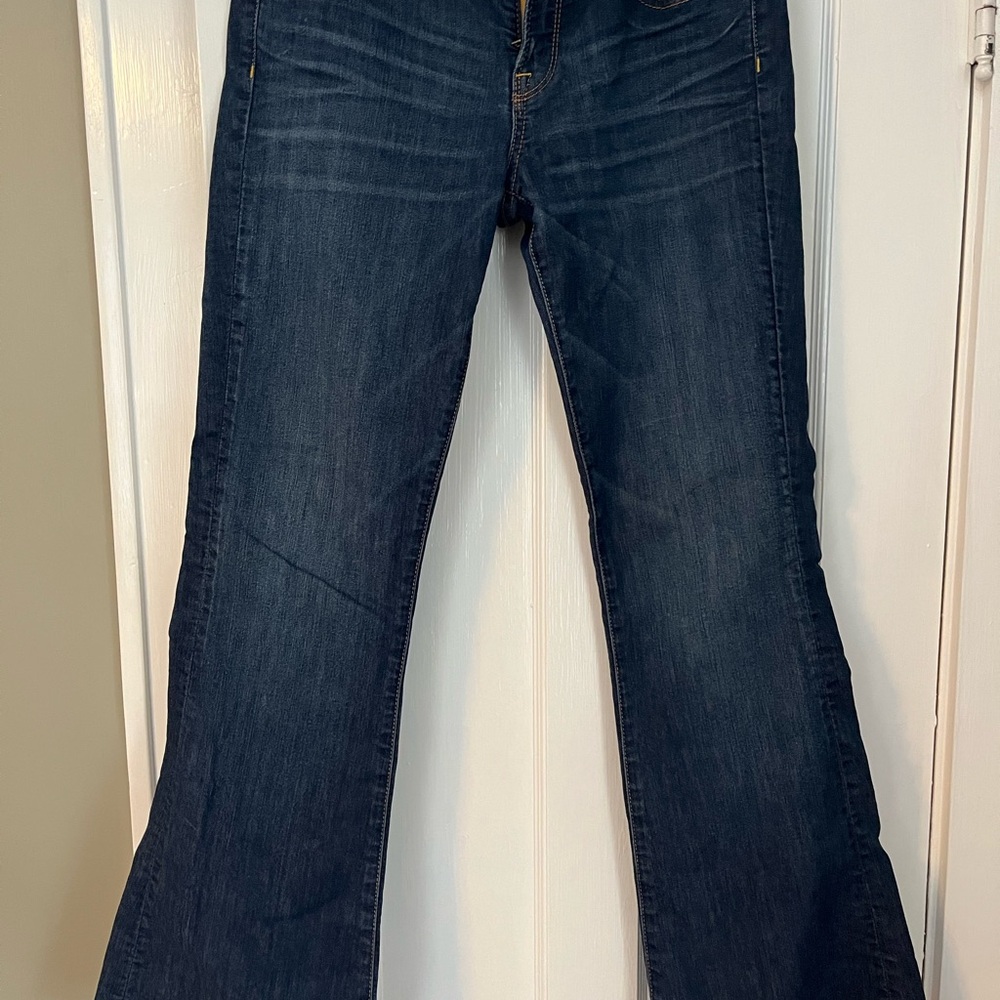 Lucky Brand Dark Blue Flare Jeans, size 6/28